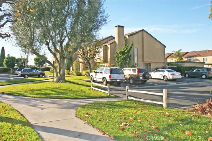 Fountain Park Guest Parking