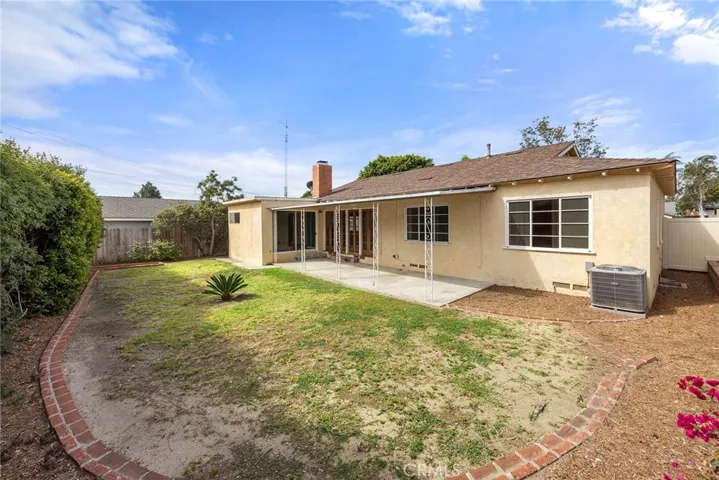 1018 Stanford Avenue, Fullerton, California 92831