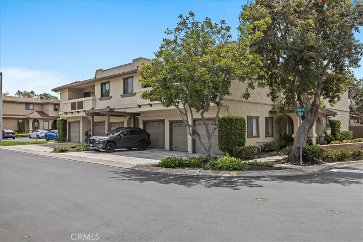 25272 Tanoak Lane, Lake Forest, California 92630