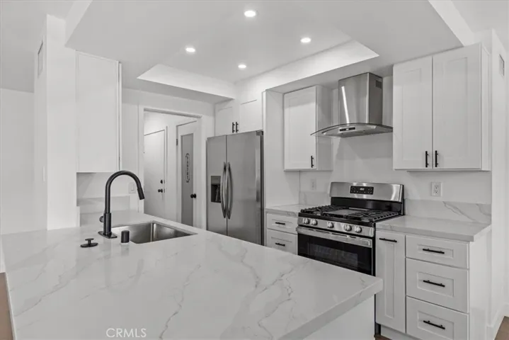 25272 Tanoak Lane, Lake Forest, California 92630