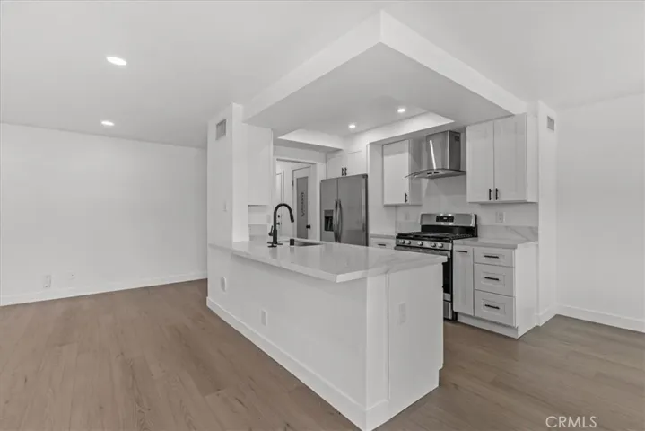 25272 Tanoak Lane, Lake Forest, California 92630