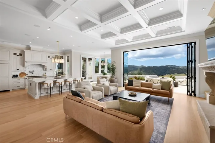 506 Bella Terra Court, San Luis Obispo, California 93449