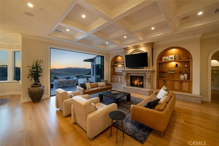 506 Bella Terra Court, San Luis Obispo, California 93449