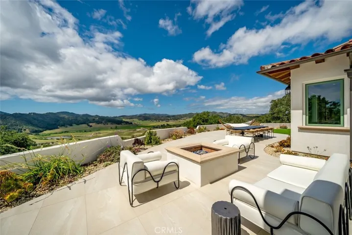506 Bella Terra Court, San Luis Obispo, California 93449