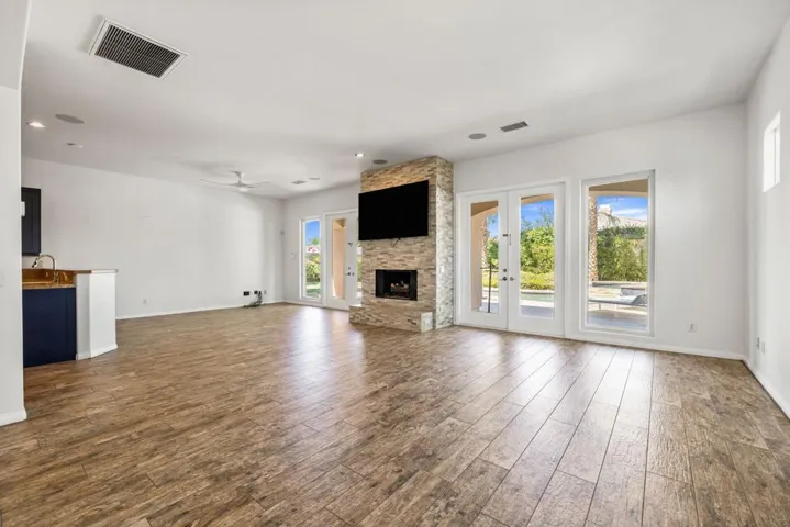 32-web-or-mls-_G4A5809