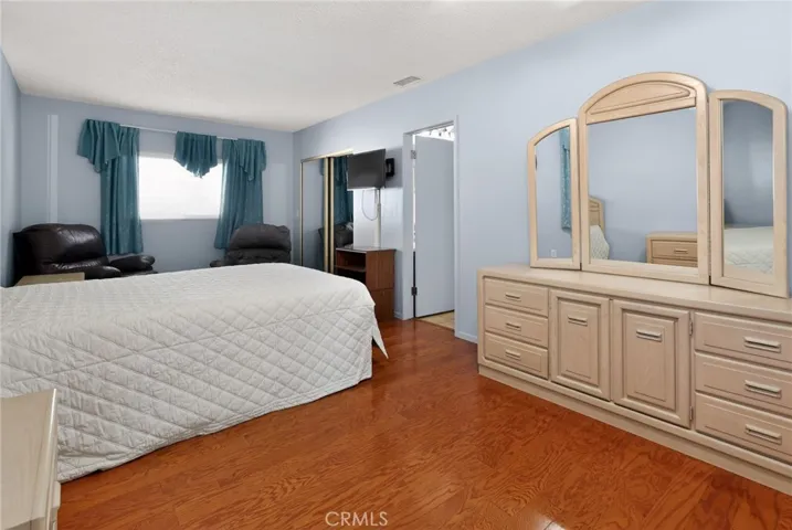 Large primary bedroom