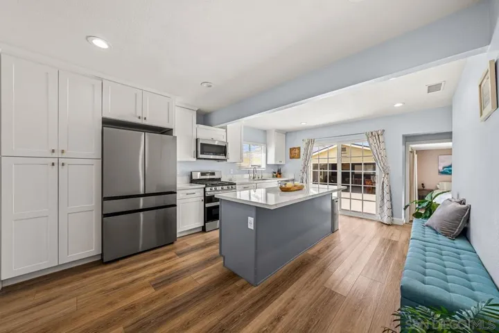 6009 Briercrest, Lakewood, California 90713