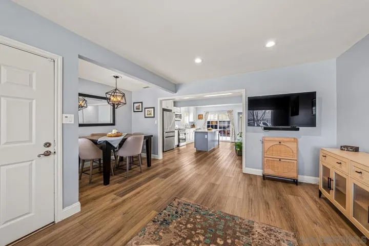 6009 Briercrest, Lakewood, California 90713