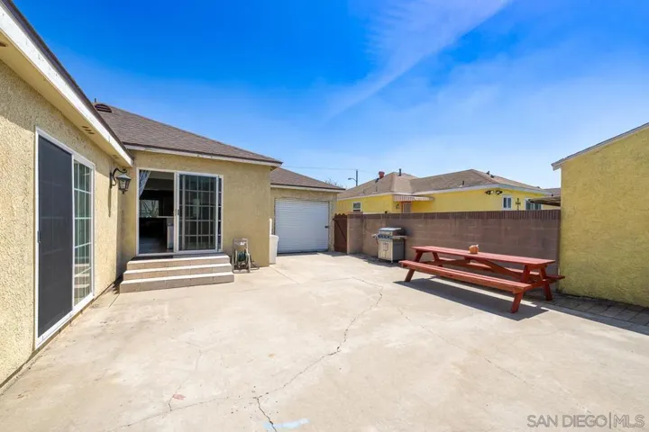 6009 Briercrest, Lakewood, California 90713