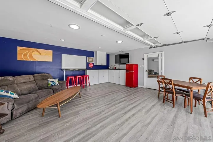 6009 Briercrest, Lakewood, California 90713