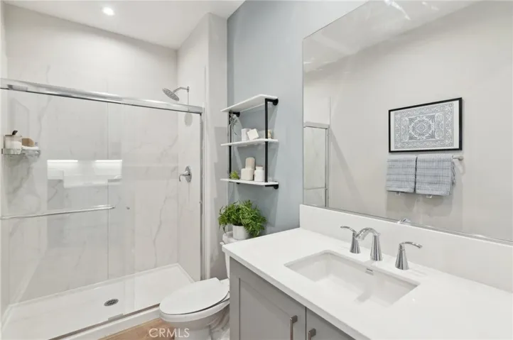 MODEL HOME