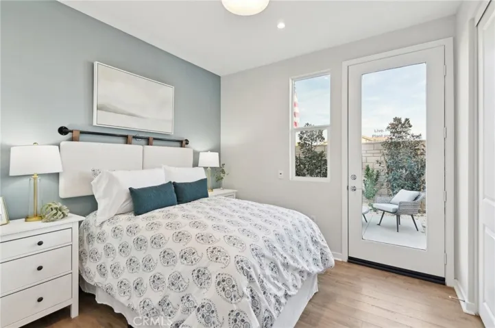 MODEL HOME