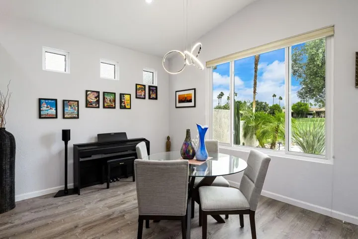 30-web-or-mls-PS_Natoma_OPMG_0426_030