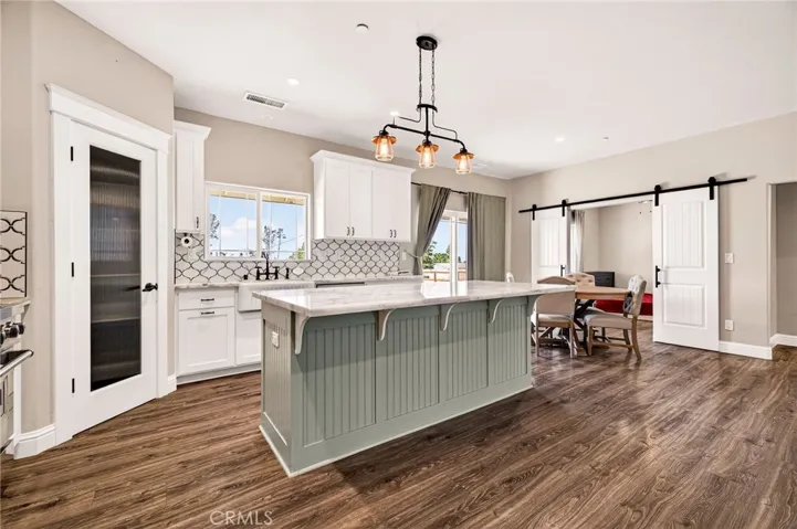 Kitchen Island with seating