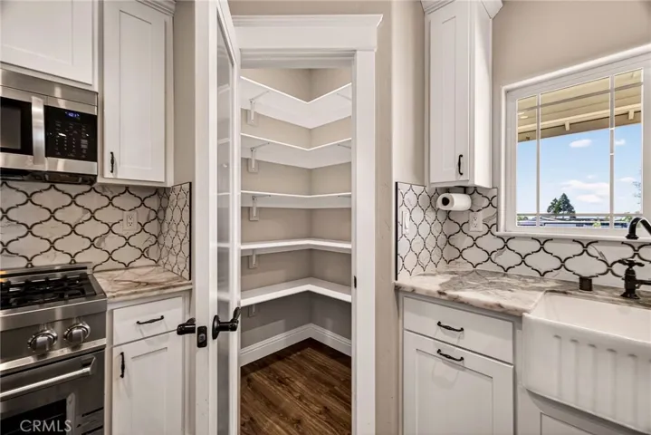 custom kitchen