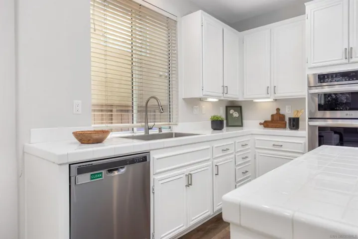 12078 Daymark, San Diego, California 92131