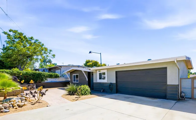 421 Hillcrest Lane, Fallbrook, California 92028