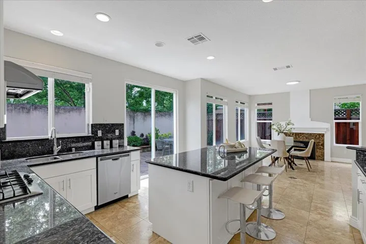 4480 Peacock Court, Dublin, California 94568