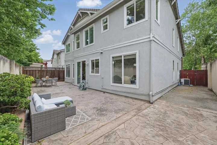 4480 Peacock Court, Dublin, California 94568