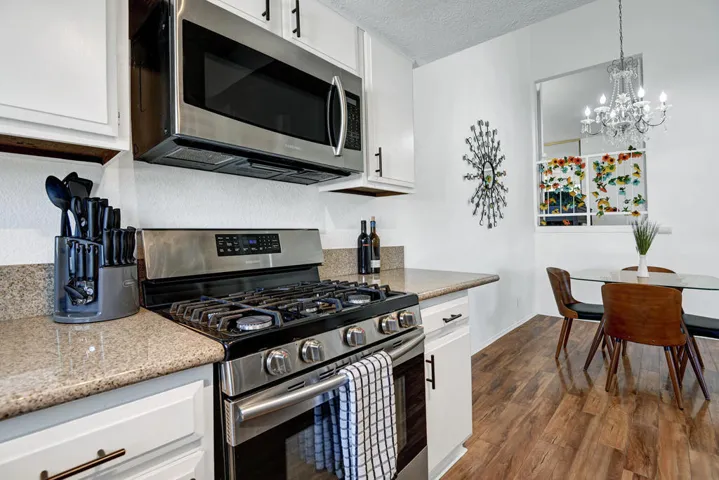KITCHEN REVERSE.jpg mls