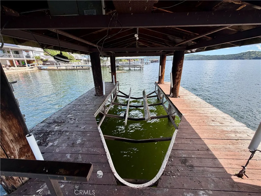 Boat lift Boat lift