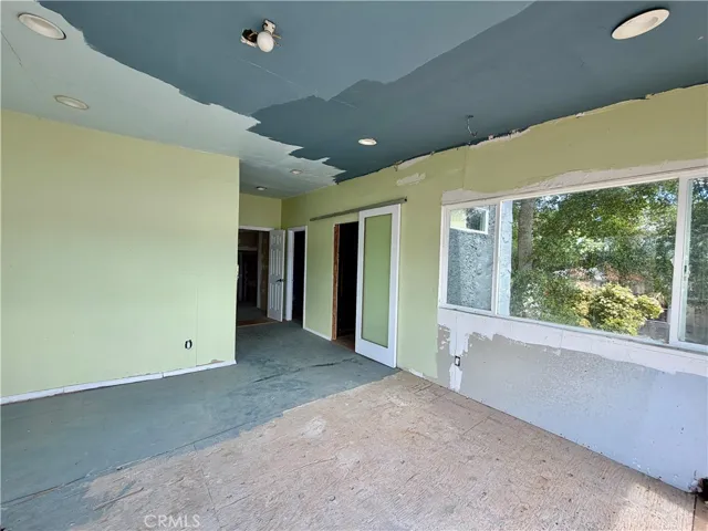 Unfinished master bedroom