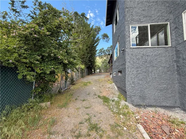 side yard