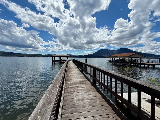 private pier