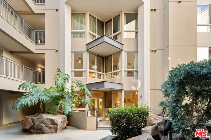 13044 Pacific 108, Playa Vista, California 90094