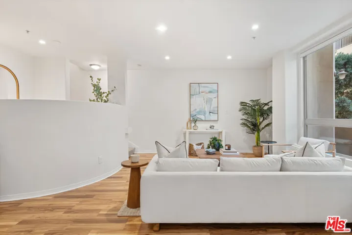 13044 Pacific 108, Playa Vista, California 90094