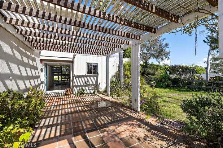 3010 Alta Laguna Boulevard, Laguna Beach, California 92651
