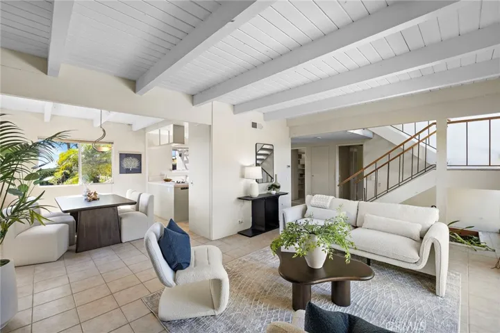 3010 Alta Laguna Boulevard, Laguna Beach, California 92651