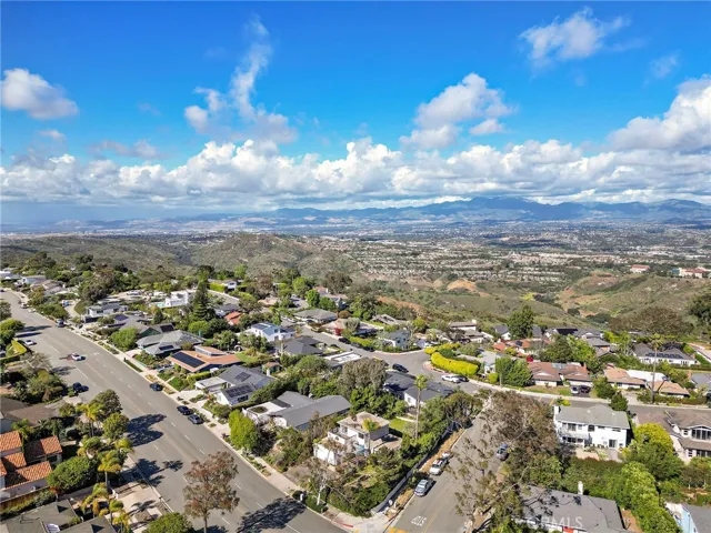 3010 Alta Laguna Boulevard, Laguna Beach, California 92651