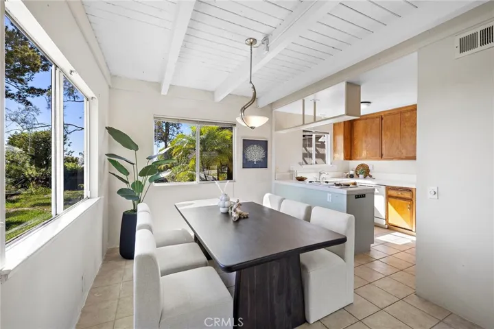 3010 Alta Laguna Boulevard, Laguna Beach, California 92651