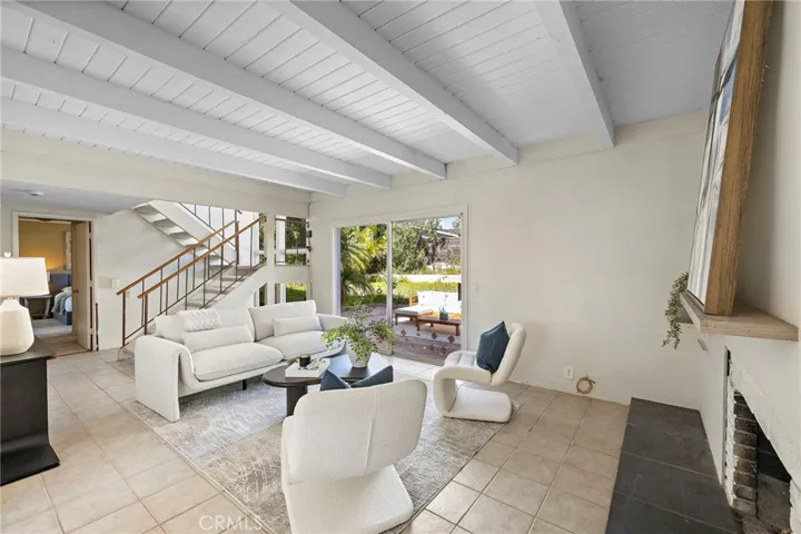 3010 Alta Laguna Boulevard, Laguna Beach, California 92651