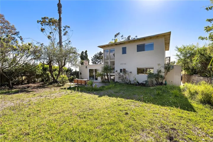3010 Alta Laguna Boulevard, Laguna Beach, California 92651