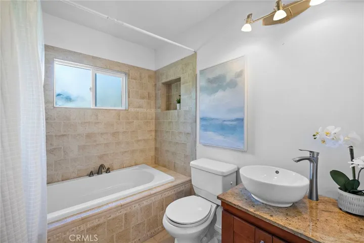 3010 Alta Laguna Boulevard, Laguna Beach, California 92651