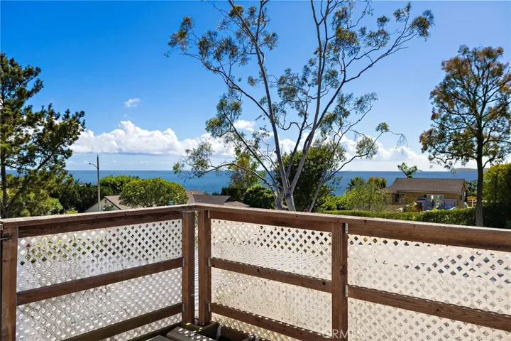 3010 Alta Laguna Boulevard, Laguna Beach, California 92651