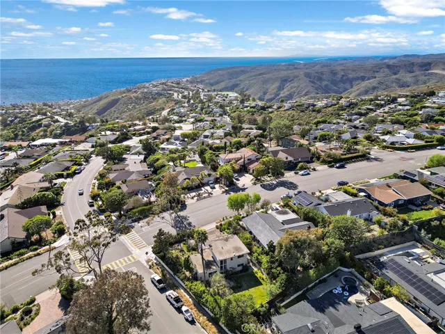 3010 Alta Laguna Boulevard, Laguna Beach, California 92651