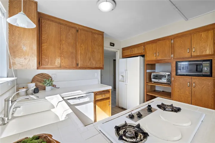 3010 Alta Laguna Boulevard, Laguna Beach, California 92651