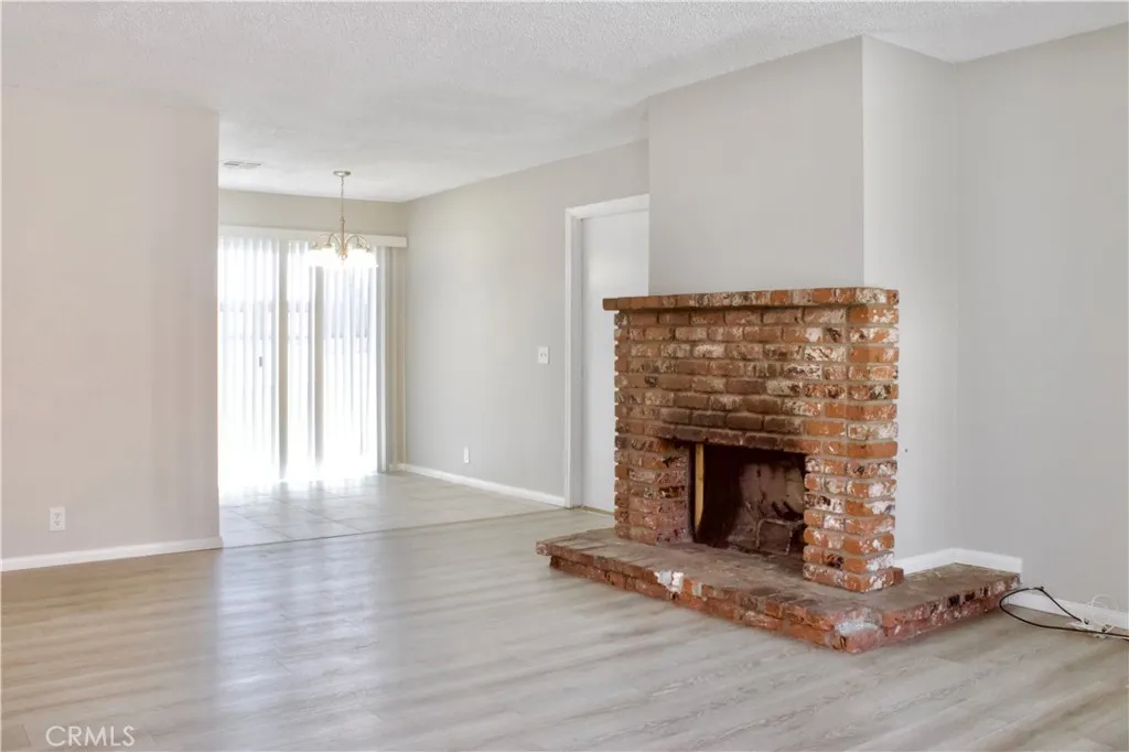 16594 Vine, Hesperia, California 92345 — photo 5