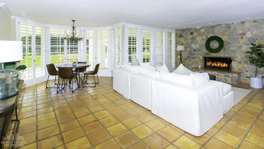 Livingroom 1006 copy