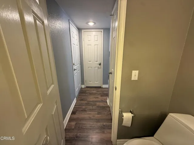 Hallway from 1/2 bath