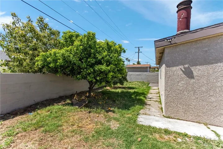 247 E Grant Street, Rialto, California 92376
