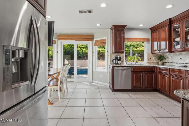 5625 Maricopa Kitchen 1