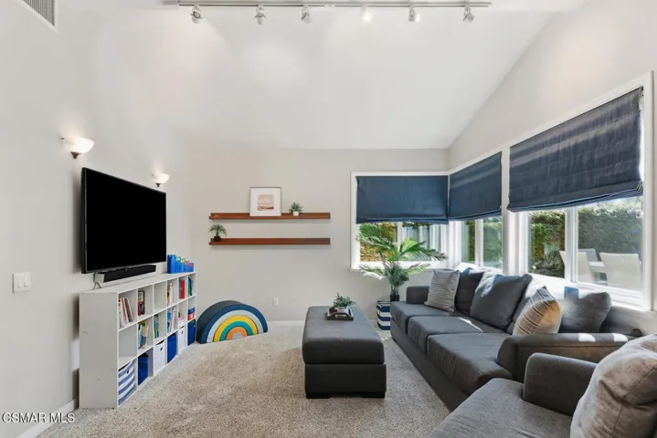 5625 Maricopa Living Room