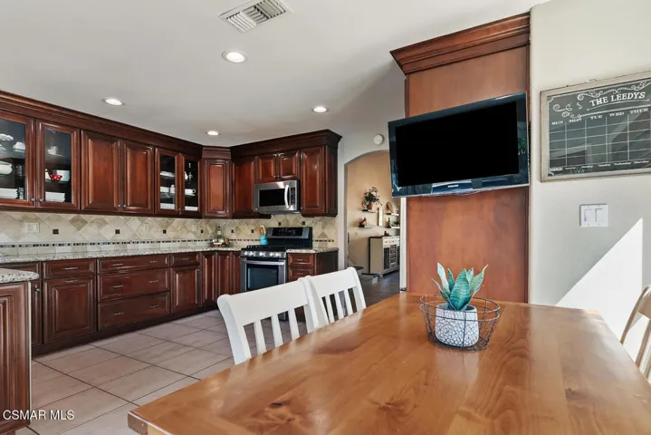 5625 Maricopa Kitchen 3