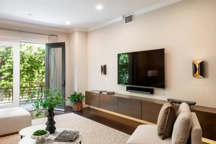 100 1st Street 102, Los Altos, California 94022