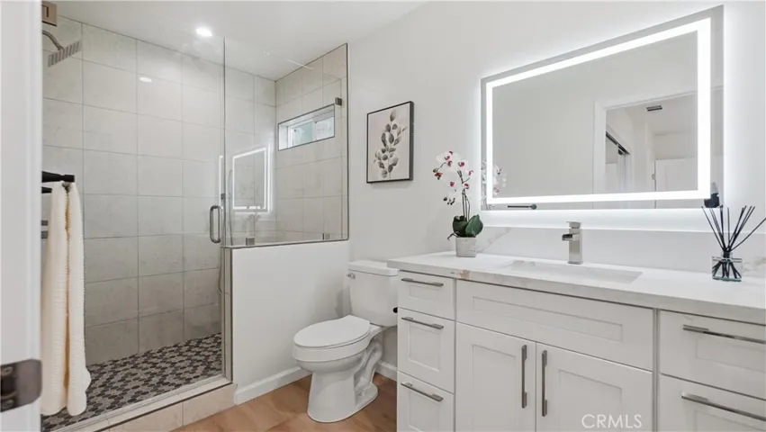 6415 Charlesworth Avenue, North Hollywood, California 91606