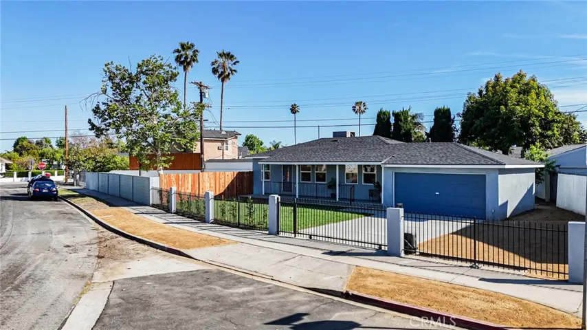 6415 Charlesworth Avenue, North Hollywood, California 91606